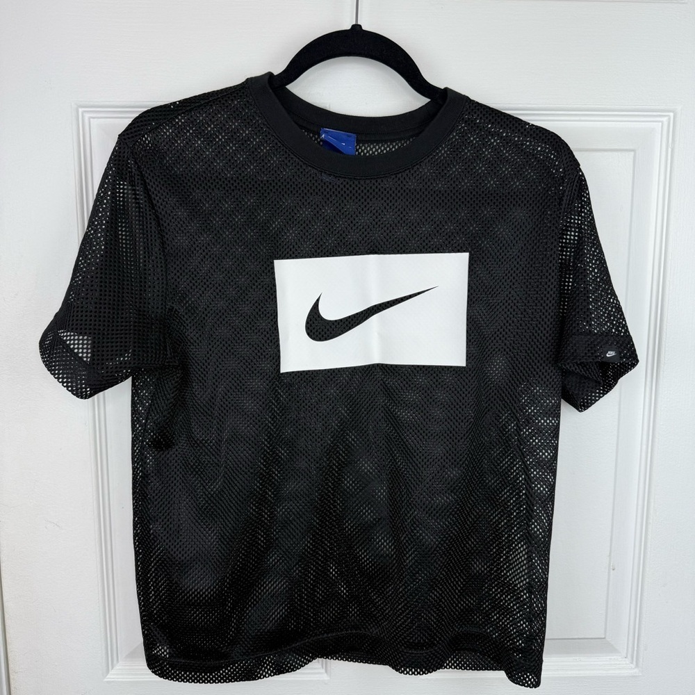 Nike Black Mesh Short Sleeve Tee Medium